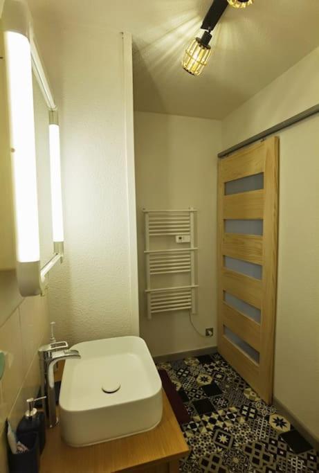 נאנט Cosy T1Bis Proche Centreville, Petit Port, Audencia מראה חיצוני תמונה